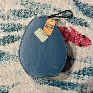 VINTAGE MCM Egg Shaped Train/Airplane Carry-On Case